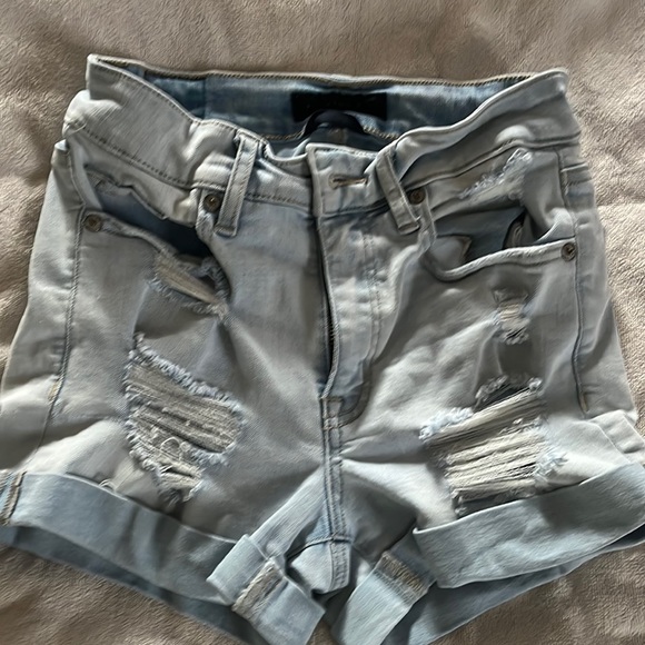 Aéropostale light colored  denim shorts - Picture 1 of 1
